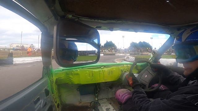 352 Stu Brooks Pre 90ish Heat 2 Ford Escort MK 4 with a dash of Ford Capri смотреть онлайн