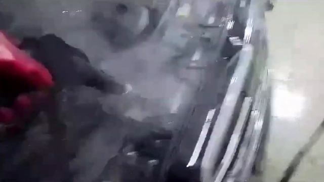 Мойка двигателя и радиатора паром мерседес е Klass безопасно с гарантией смотреть онлайн