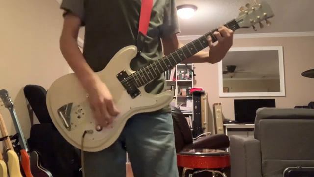 Nirvana Tourette’s Tone Test With My Homemade Univox Hi-Flier