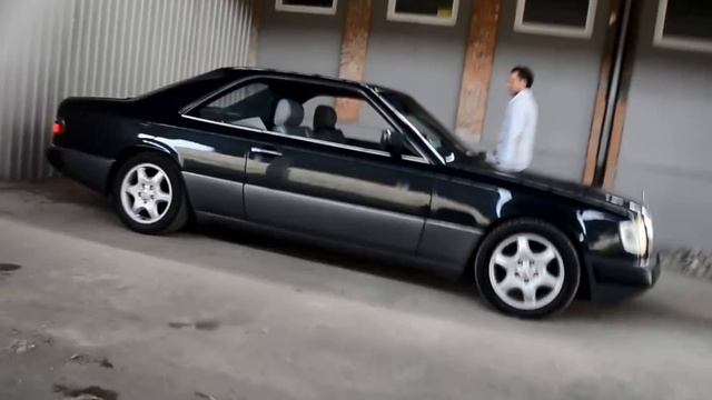 Mercedes-Benz W124 COUPE 300 CE