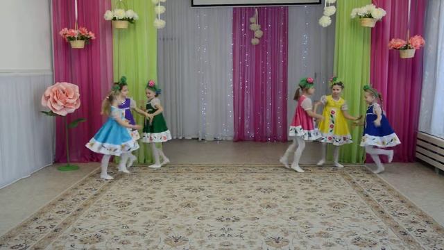 По малинку в сад пойдем ДОУ 21 Ноовоалтайск смотреть онлайн