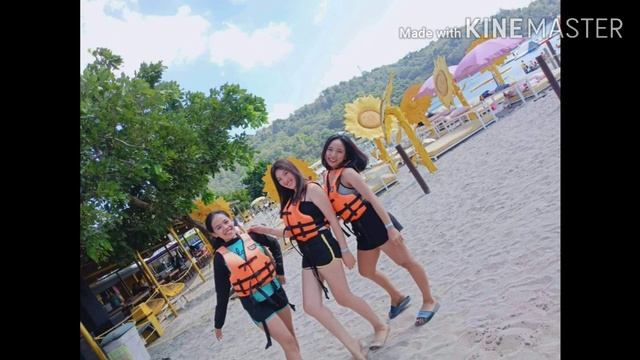 Inflatable Island With The Gang