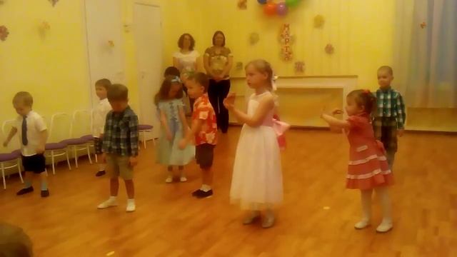 танец чебурашки смотреть онлайн