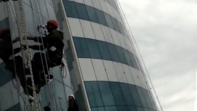 Лезгинка в исполнении альпинистов в Чечне смотреть онлайн
