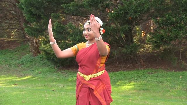 Aandal's Thiruppaavai | Paasuram - 18 | Undhu Madhakalitran | Nrityakshetra | Bharatanatyam Dance смотреть онлайн