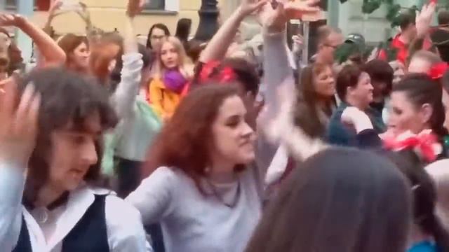 Севильяны на Малой Конюшенной смотреть онлайн