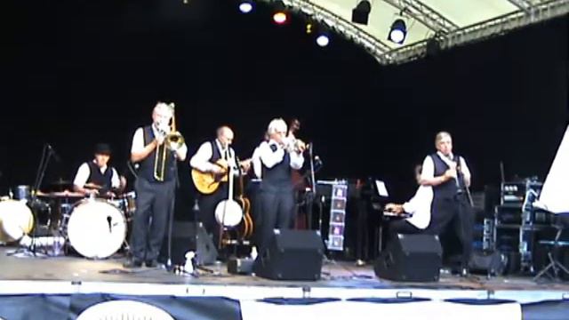 Sequana Swing - Froggy More Rag - Bienne Festival 2009 смотреть онлайн