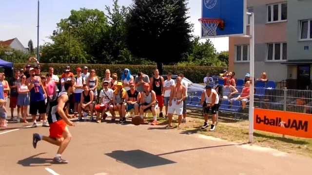 B-Ball Jam 2015 / Slam Dunk Contest / All Dunks / Poland, Dzierżoniów смотреть онлайн