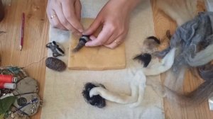 Мастер класс Енот из шерсти, в технике сухого валяния.