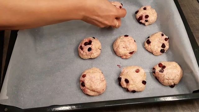 ТВОРОЖНОЕ СДОБНОЕ ПЕЧЕНЬЕ С СОЧНОЙ КЛЮКВОЙ И ГЛАЗУРЬЮ | Печенье с творогом и клюквой смотреть онлайн