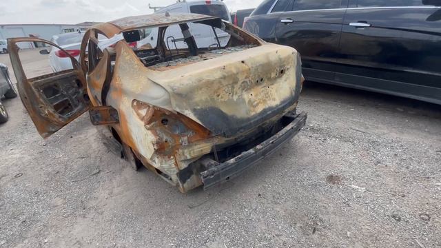 Should I Spend Tax Refund On A Convertible Camaro? IAA Walk Around - 3/11/24 смотреть онлайн