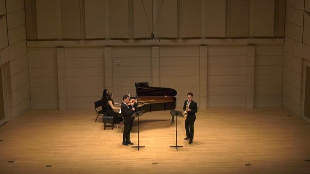 Trio for Violin, Saxophone And Piano - Russell Peterson смотреть онлайн