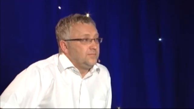 Два портфеля 98.1 "Святая ложь или" смотреть онлайн