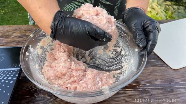 ГОЛУБЦЫ В СВЕКОЛЬНЫХ ЛИСТЬЯХ! Голубцы рецепт. смотреть онлайн