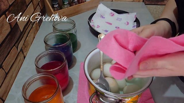 Как покрасить яйца на пасху? смотреть онлайн