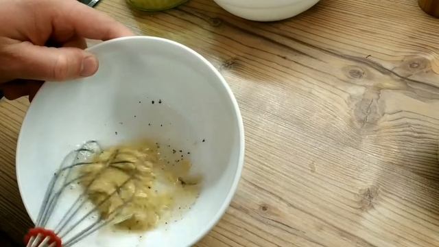 Венский шницель с картофельным салатом. смотреть онлайн