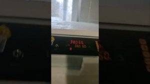 В инкубаторе "Птицевод" "Умница" повышена влажность . что делать?