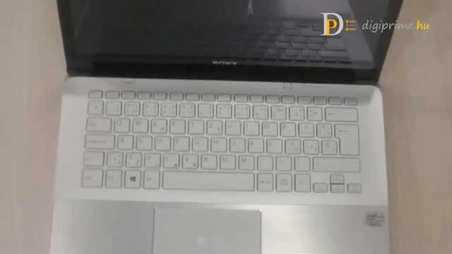 Sony Vaio FIT 14 laptop unboxing / kicsomagolás смотреть онлайн
