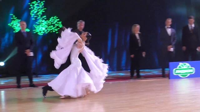 Взрослые St (Open) финал: медленный вальс, венский вальс, квикстеп — Lida Open 2023 бальные танцы смотреть онлайн