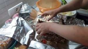 РЁБРА ДИКОГО КАБАНА В ДУХОВКЕ С ОВОЩАМИ.