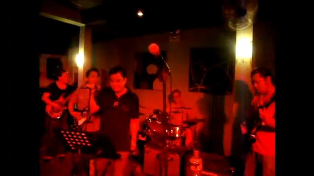 Wake Me Up When September Ends by ADJ (SUMMERFEST 2010) смотреть онлайн