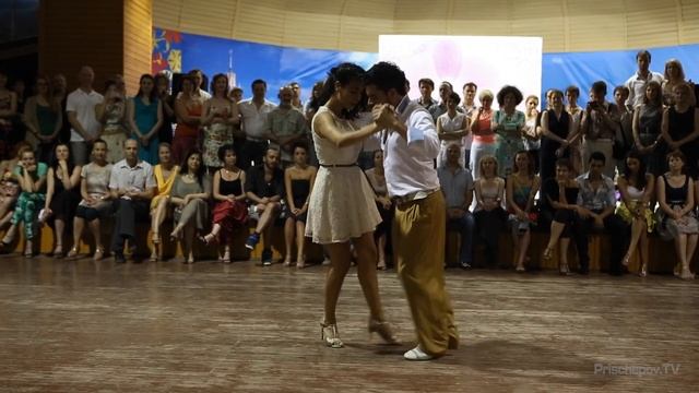 Rodrigo Fonti & Majo Martirena, 4-4, Moscow, Milonga "Ekaterininskiy sad", 04.07.2015 смотреть онлайн