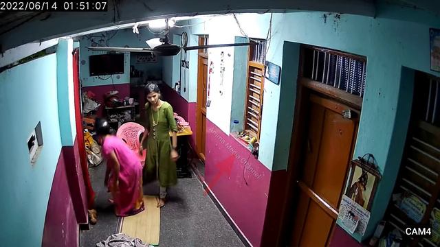 You are going to be scared if you see this ghost real ghost CCTV footage смотреть онлайн
