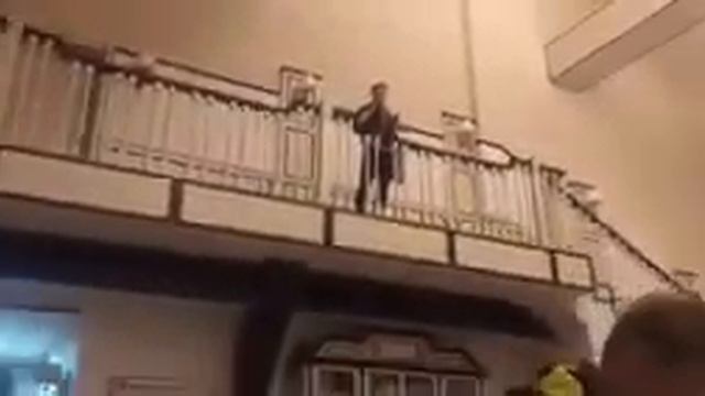 Павло Лук'янчук співає пісню новачка! смотреть онлайн