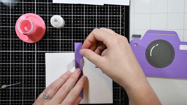 Lawn Fawn - Alien Photos with the camera add-on смотреть онлайн