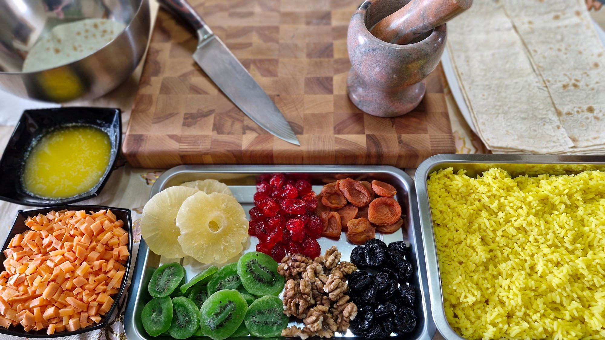 Сладкий плов в лаваше в духовке. смотреть онлайн