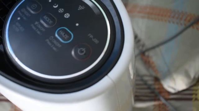 Sharp Air Purifier Review | Air Pollution vs Air Purifiers | What we Need today ? смотреть онлайн