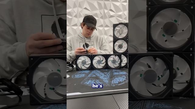 i9-13900K & RTX 4080 ? #pc #pcrepair #gamingpc #pcgaming #pcbuild #egirl #gamerguy смотреть онлайн