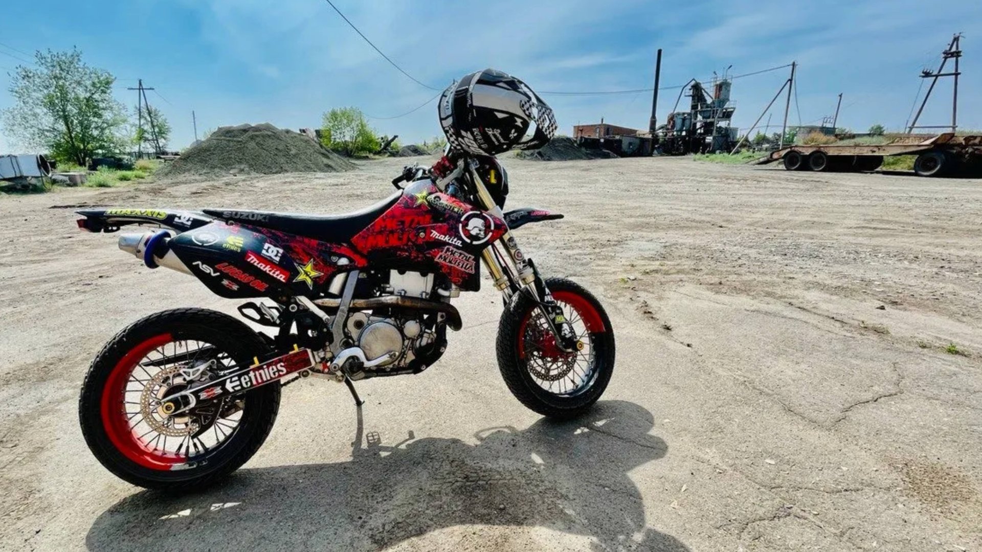 Suzuki DRZ 400 SM