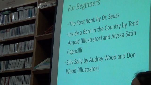 American Teacher in Ukraine: Writing & Reading, part-4. смотреть онлайн