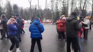 Да что с тобой такое происходит танцы в парке Горького Харьков 28.01.2024