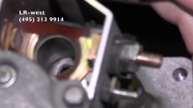 Ремонт втягивающего реле стартера на Freelander 2, 2.2 TD смотреть онлайн