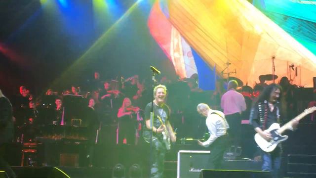 Francis Rossi Rock Meets Classic Munich Paper Plane смотреть онлайн