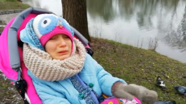 Через ограничения возникает новая форма восприятия мира! Наша Леночка (ДЦП) живет в своем мире!!! смотреть онлайн