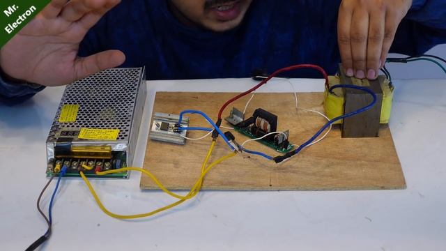 12v DC to 220v AC Converter ( INVERTER without IC ) using UPS Transformer смотреть онлайн