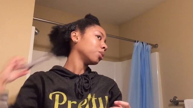 HOW I USE ECO STYLER GEL TO LAY MY SIDE PART PONYTAIL WITH CURLY NATURAL HAIR! Tutorials With Navi! смотреть онлайн