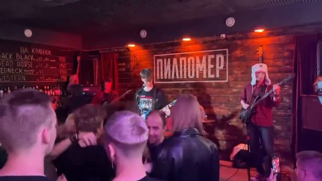 17 Желаний - Freaks ( Surf Curse russian cover ) смотреть онлайн