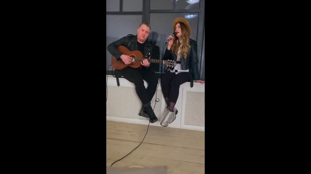 Cover Acoustic guitar and vocals. "Одно и тоже - IOWA" смотреть онлайн