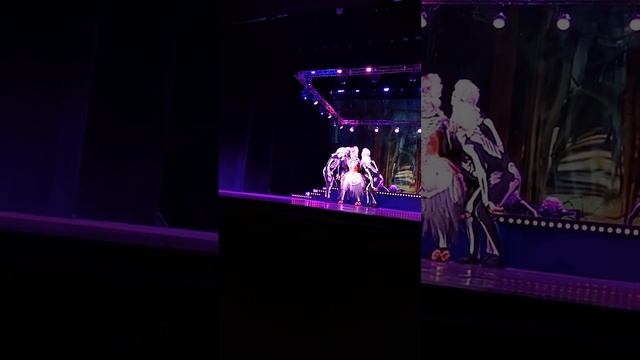 Страсти по Бродвею (16). У.Мельнова. 11.11.23 смотреть онлайн