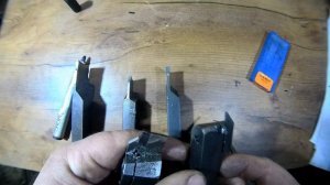 ЗАТОЧКА ОТРЕЗНОГО РЕЗЦА . ПОЧЕМУ ЛОМАЕТ РЕЗЕЦ.