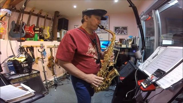 We are the Champions Queen Alto Saxophone cover смотреть онлайн