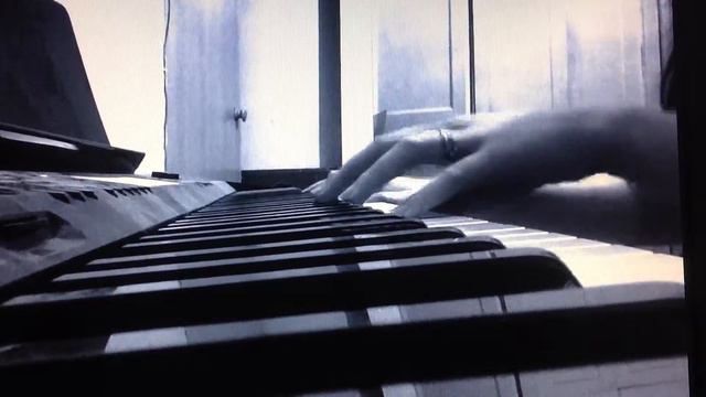 Icon for hire -The grey (cover) смотреть онлайн