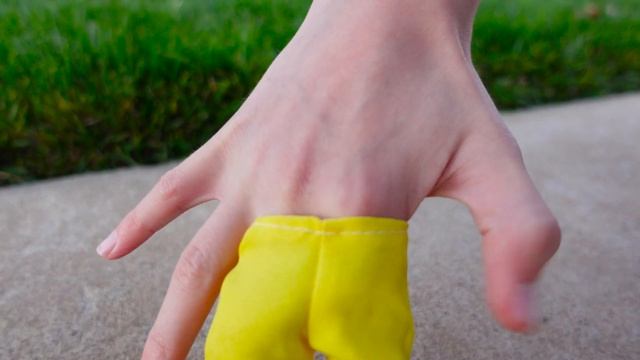 FINGER SKATEBOARD | New Tech Deck Veggie Board | Finger Skateboard TRICKS | Crazy Fingerboarding смотреть онлайн