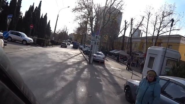 Первая поломка автодома в Крыму Купаемся зимой и ловим саргана смотреть онлайн