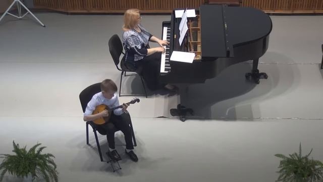 Выродов Алексей, 3 класс. 1.Менуэт, транскрипция С.Федорова; 2. С.Федоров "Хорватская плясовая" смотреть онлайн