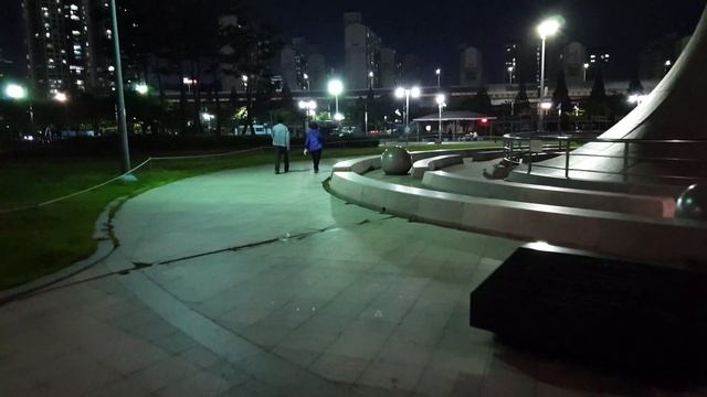 [4K] Walking Bucheon, Woongjin play city to Sangdong Lake Park смотреть онлайн